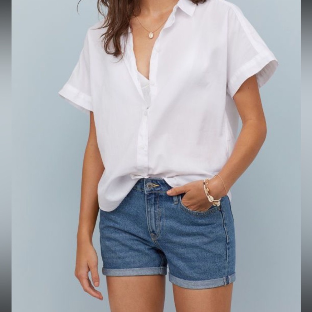 Everlane Shortsleeve Collared Button-Down